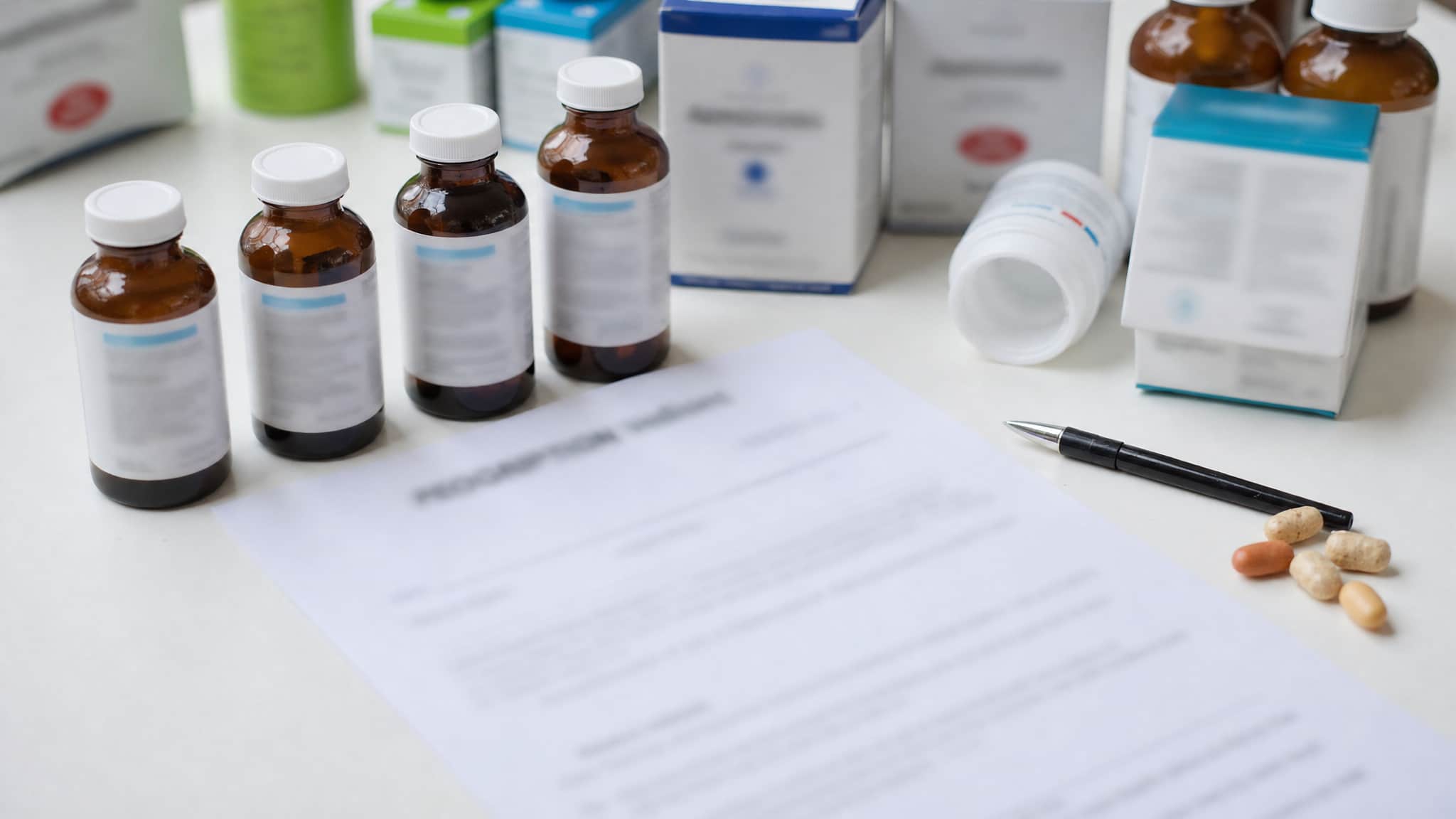consult a uae licensed doctor promptly for antibiotics